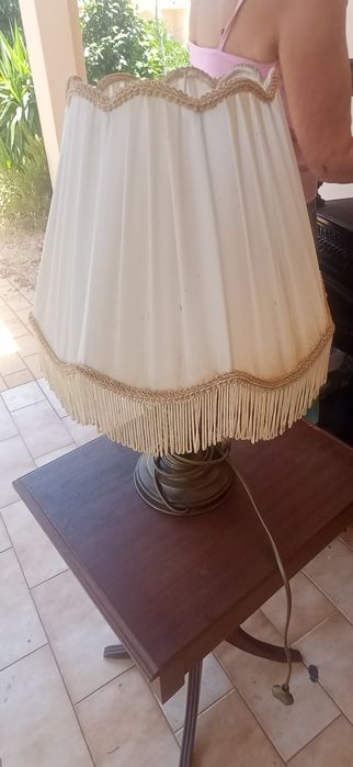 Candeeiro de cobre com abajur