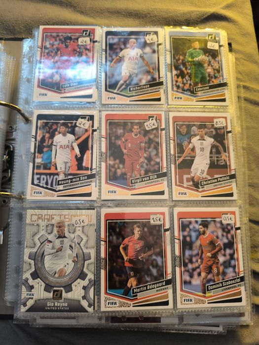 Vendo cromos Panini futebol basquetebol