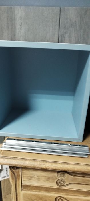 Regał półka Ikea Eket z listwą montażową