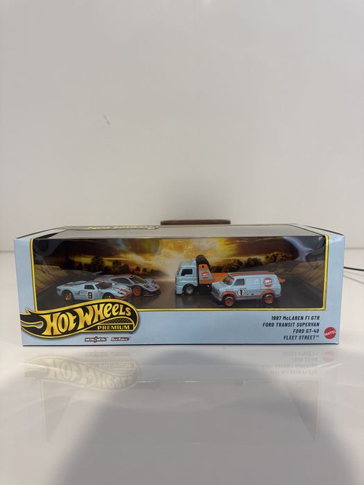 Hot Wheels Premium Fleet Street Gulf 4 Car Set