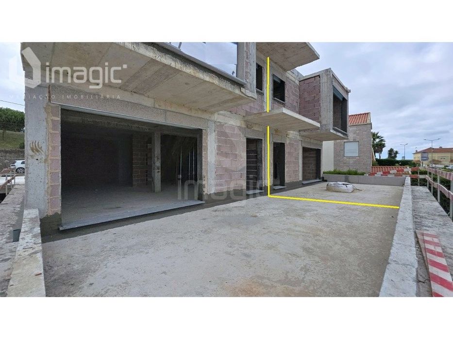 Moradia T4, nova - Mafra centro