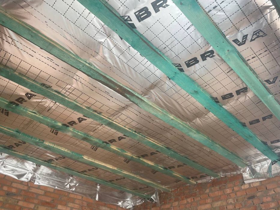 Утепленя стелі даху. Рівне 200-300грн кв