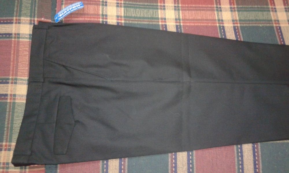 ПРОДАМ мужской спецовочный костюм