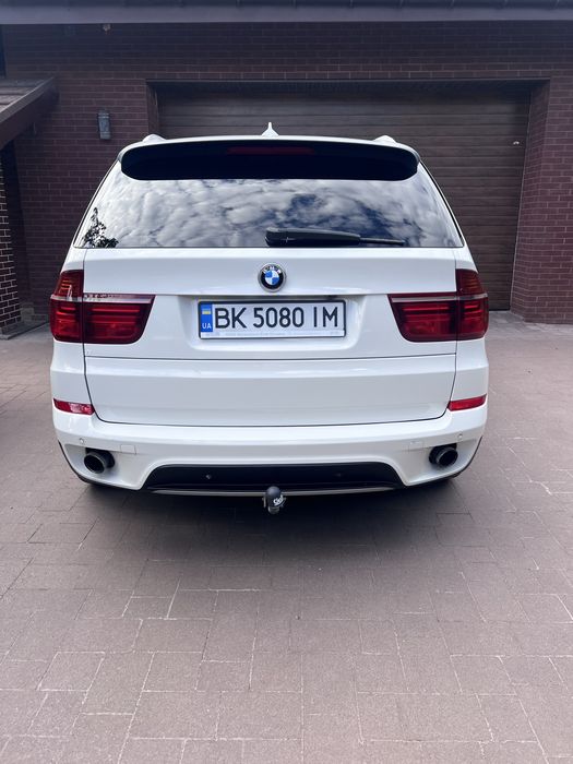 Продам своє авто х5