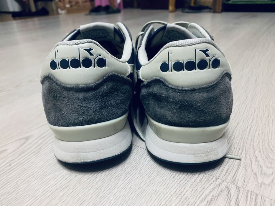 Кросівки Diadora Camaro {42р 26.5см)замша,стан нових