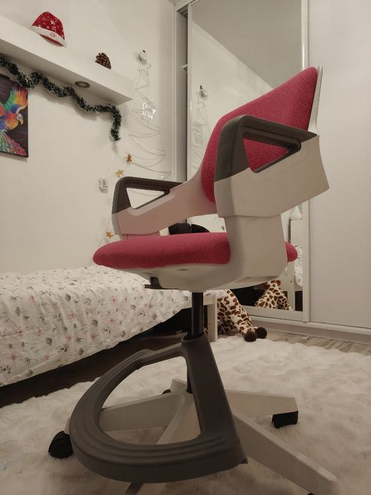 Ergonomiczny fotel obrotowy Rookee dla dziewczynki