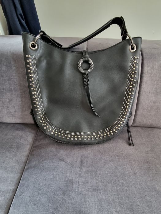 Torebka czarna z dżetami