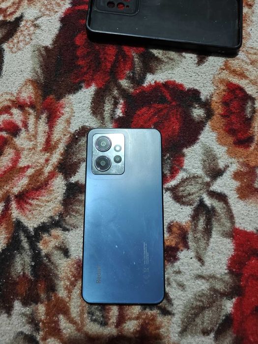 Продам телефон Xiaomi Redmi Note 12