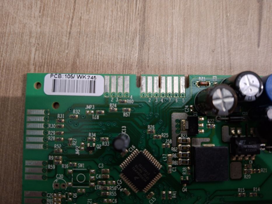 Placa Eletrónica Whirlpool ADG 7340/2
​ModePlaca Eletrónica Whirlpool ADG 7340/2lo de origem: Whirlpool ADG 7340/2.
​Referências: 4619
