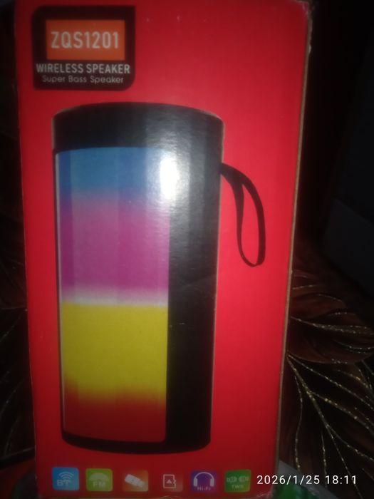 Блютуз  колонка  мр3.