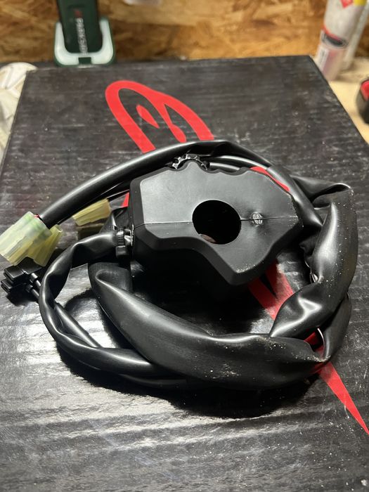 Comutador yamaha tenere 700