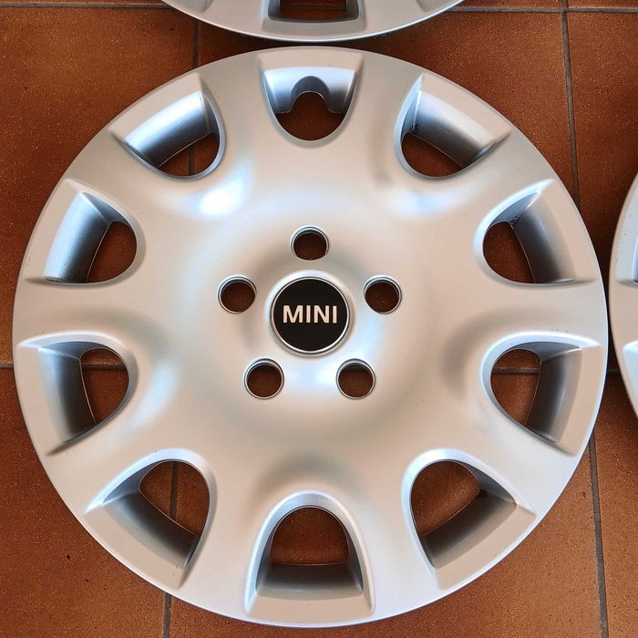 MINI COOPER MINI ONE F55 F56 14-24 Kołpaki 15'' 685417101 Komplet