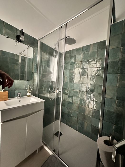 Quarto para arrendar em monte abraao