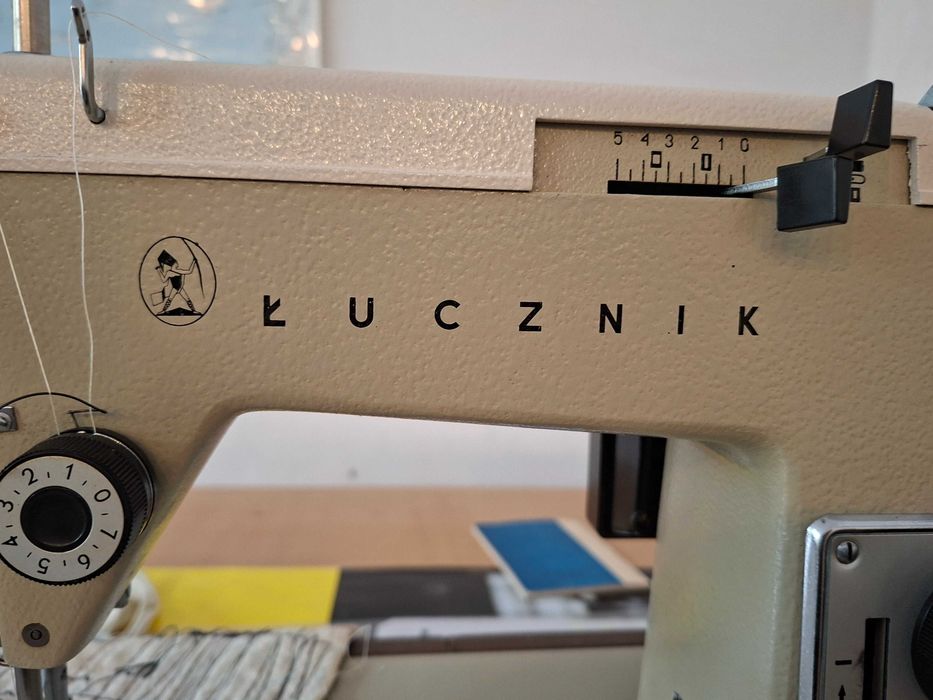 Maszyna do szycia firmy ŁUCZNIK