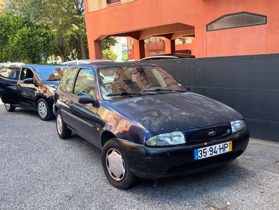 Vendo Ford Fiesta 1996