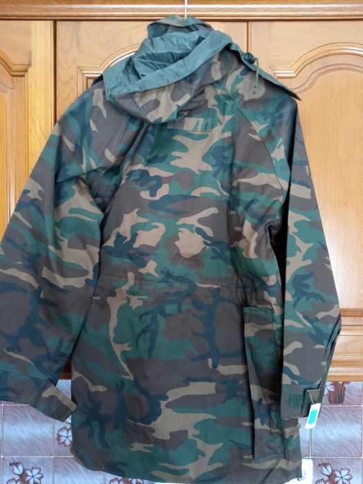 Casaco softshell camuflado Woodland corta vento impermeável S