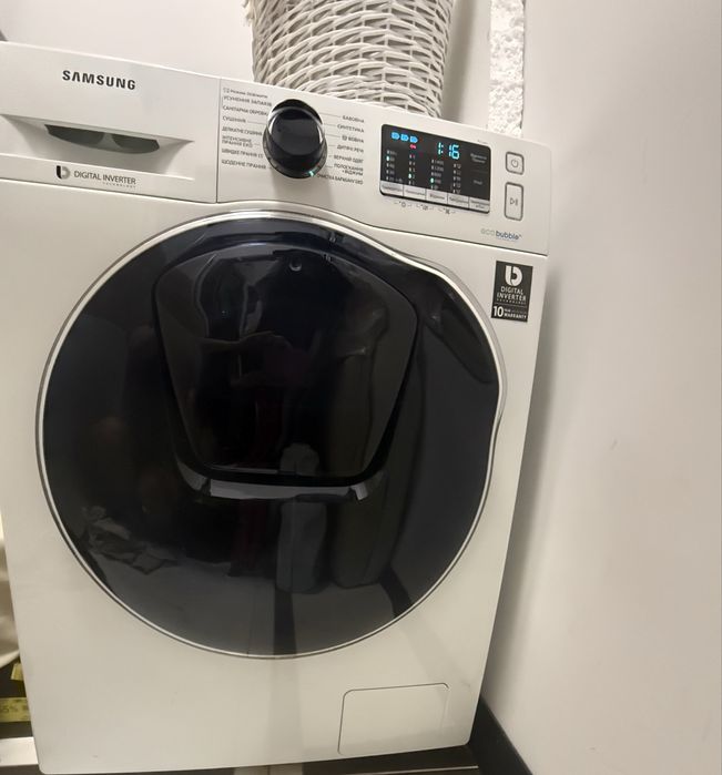 Стиральная машинка Samsung WD80K5410OW б/у