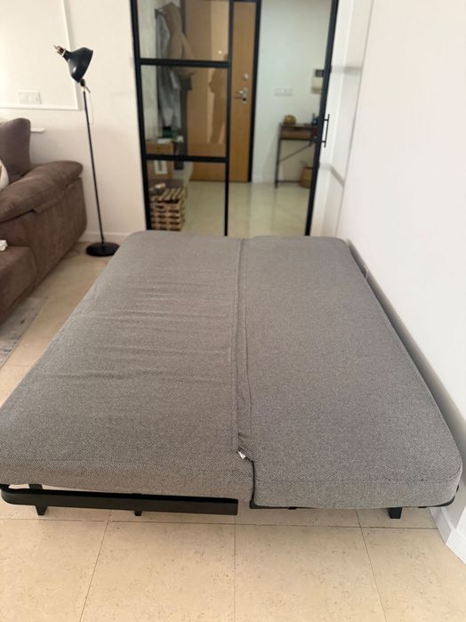 Sofá-cama como novo!