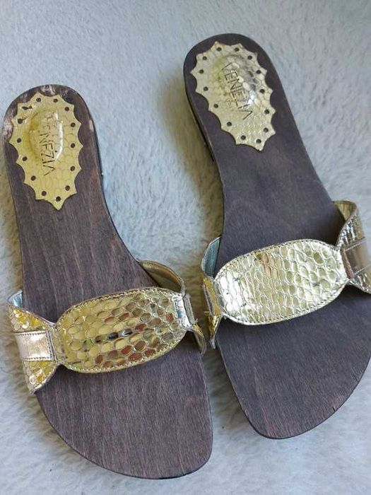 Klapki Venezia 36, złote