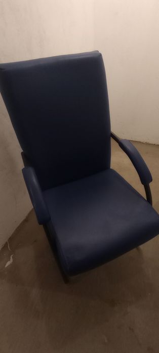 Fotel. Krzesło tapicerowane