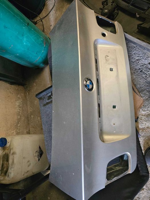 Mala bmw e46  porta mala