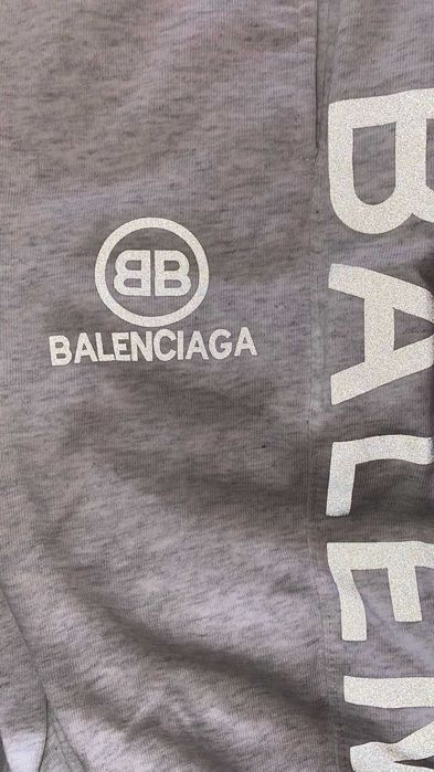 CALÇAS BALENCIAGA