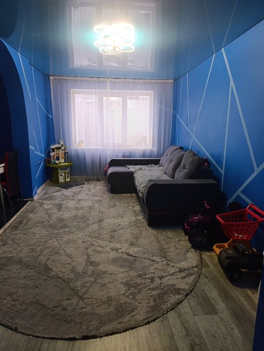 Продам 3х комнатную квартиру студию