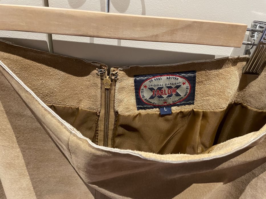 Saia em pele vintage