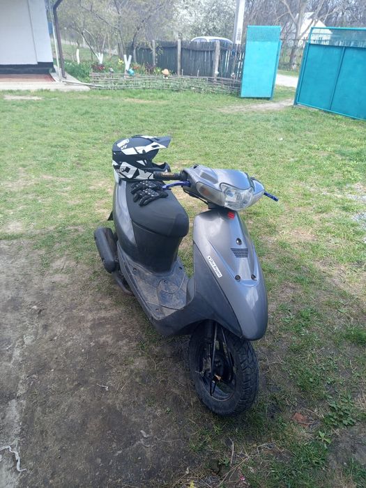 Suzuki lets 2 new