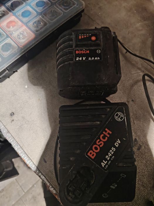 Bateria z ładowarką Bosch