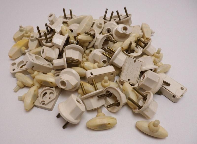 Acessórios eléctricos antigos para candeeiros