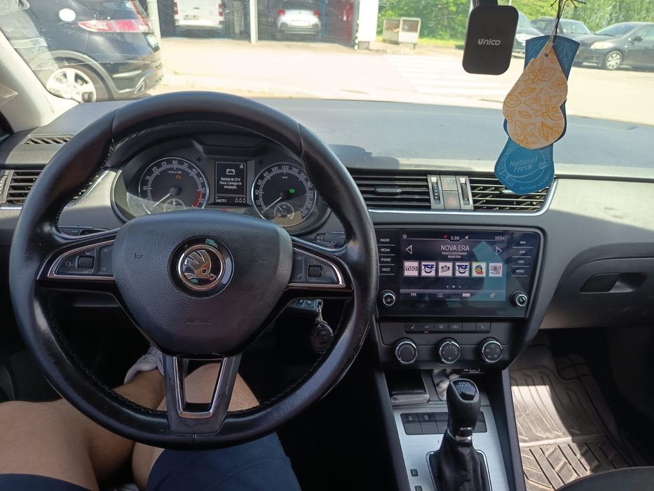 SKODA Octavia 2018 aceito retomas!