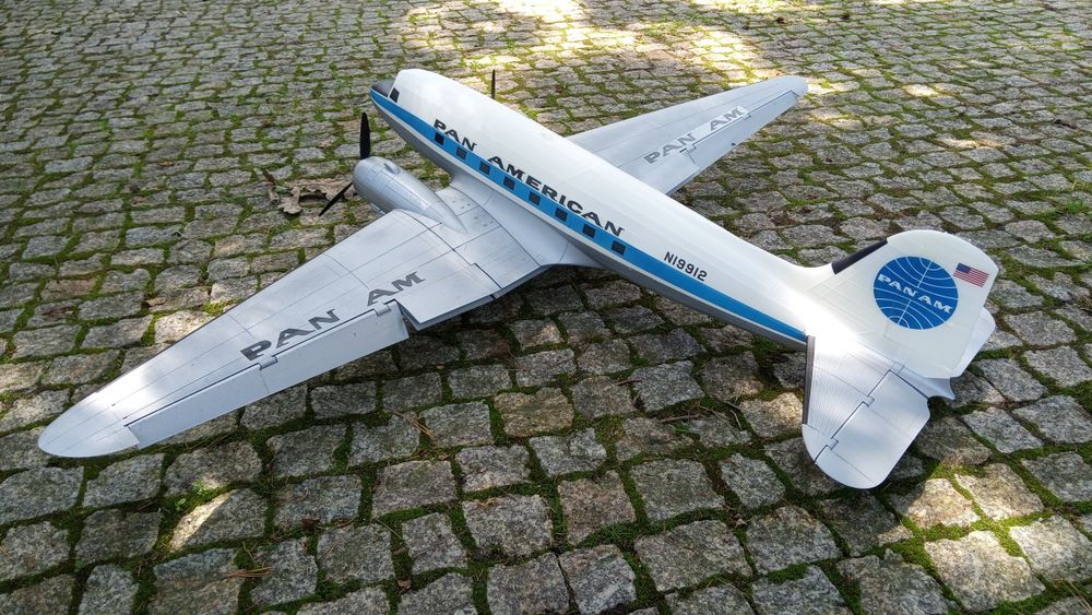 DC3 model samolotu  (druk 3D)
