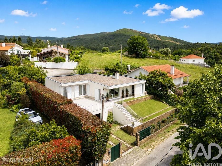 Casa / Villa T3 em Vila Nova de Cerveira e Lovelhe de 126 m2