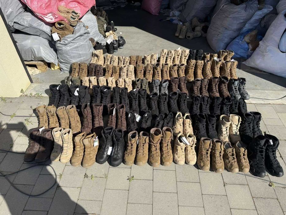 Черевики LOWA оригінал оптом, берці, тактичне взуття ОПТОМ від 20 пар