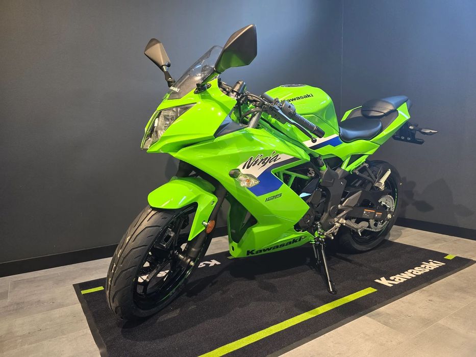 Kawasaki Ninja 125 nowy salon w Długołęce