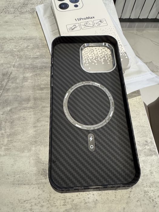 Чехол карбоновый Apple Iphone 15 pro max
