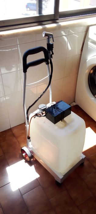 Chuveiro elétrico portátil