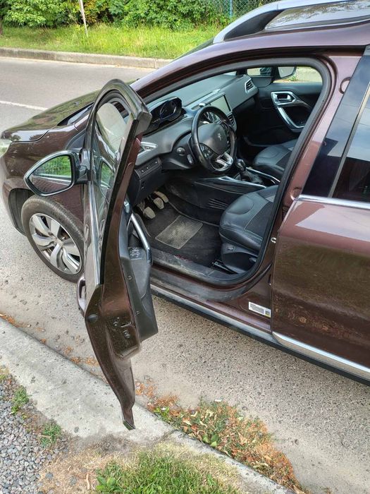 Пежо 2008 , Peugeot 2008