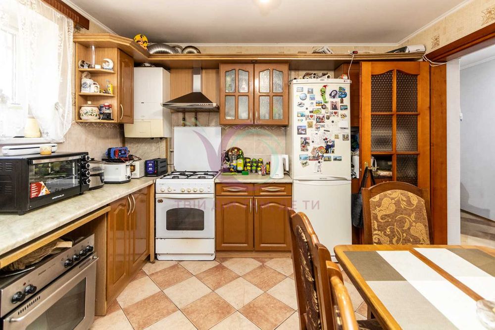 Будинок Угринів передмістя Івано-Франківська Особняк з ділянкою 7сот