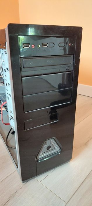 Komputer stacjonarny intel i5 3.2 8gb 1tb gt 630