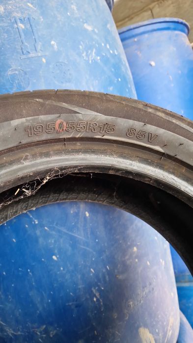 Vários pneus em bos estado