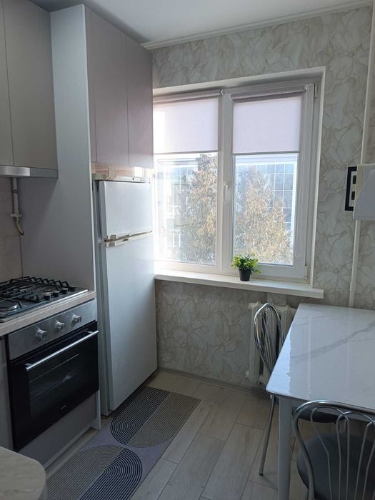 Здається квартира після ремонту центр