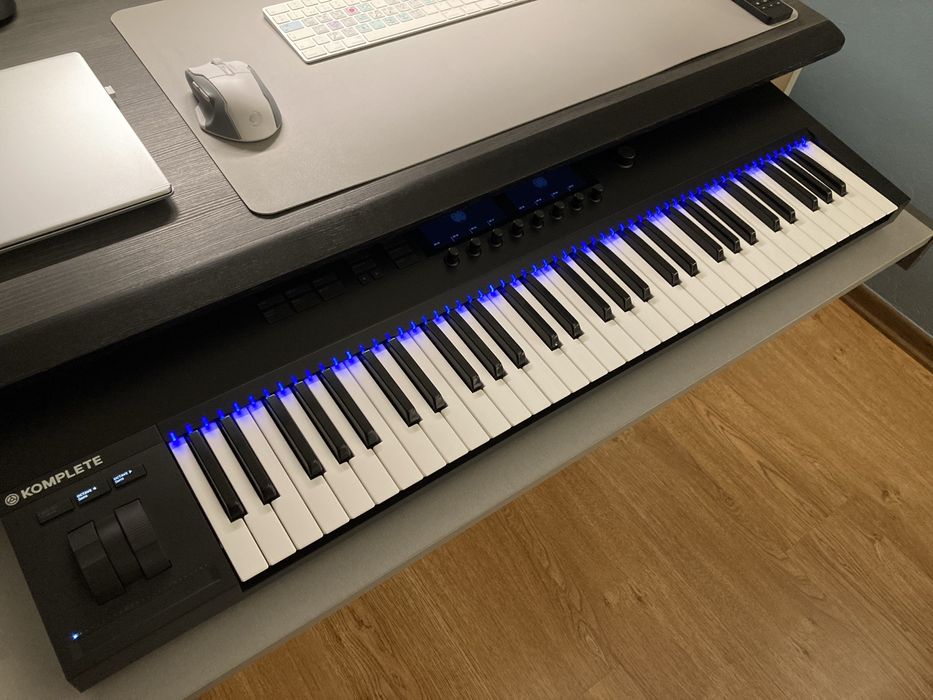 Komplete Kontrol S61 MK2