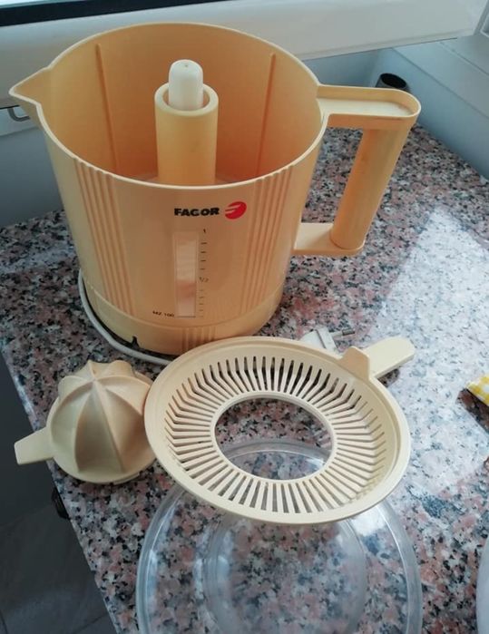 Espremedor de sumos FAGOR