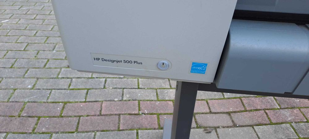 Plotter HP Designjet 500 Plus 42 - Modelo C7770F