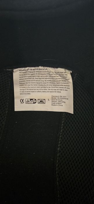 Kask z wypinanymi nausznikami rozmiar L 58-62 cm