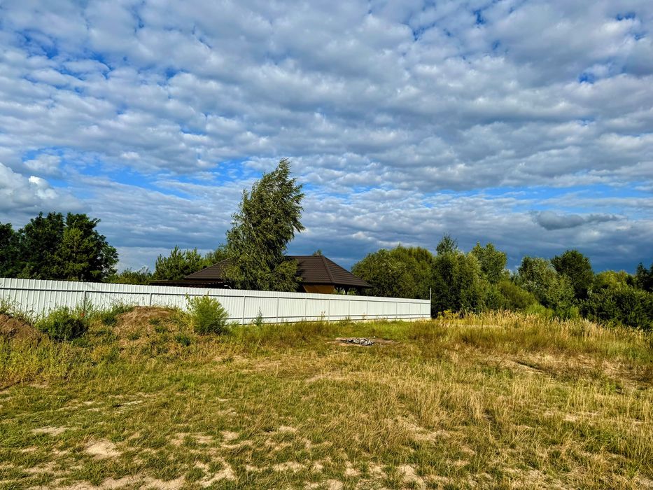 Ділянка під забудову в новому районі / Личанка