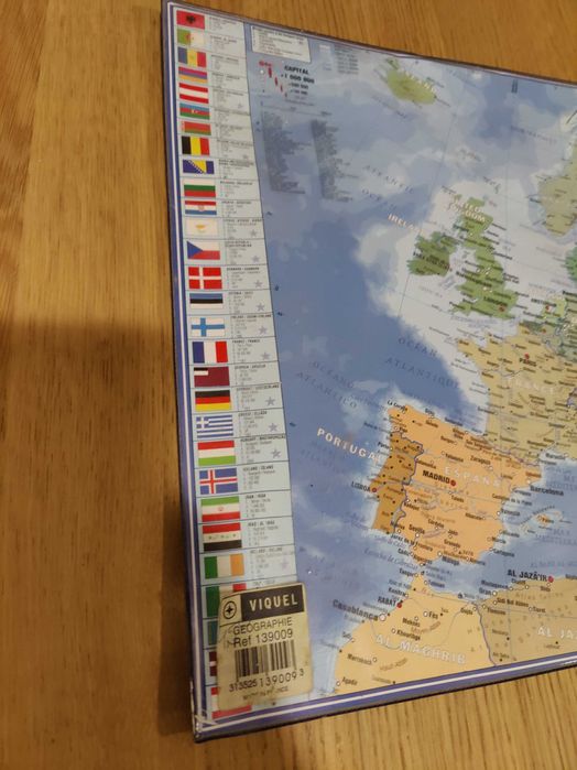 Base para secretária com mapa da Europa