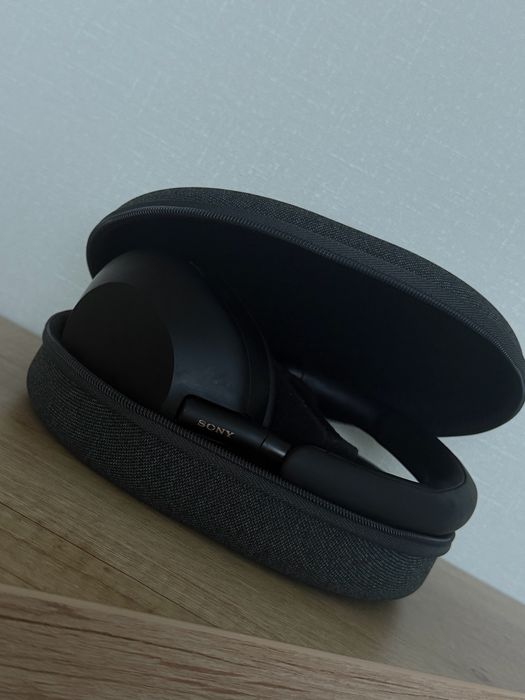 Наушники безпроводные Sony WH -1000XM5 black